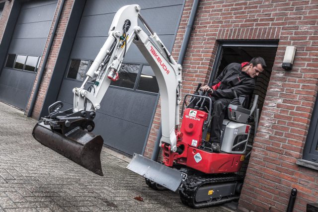 TB210R Compact Excavator