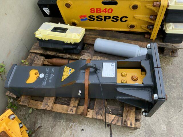 Choice of 2 SSPSC SB40 Breakers (ST12174)
