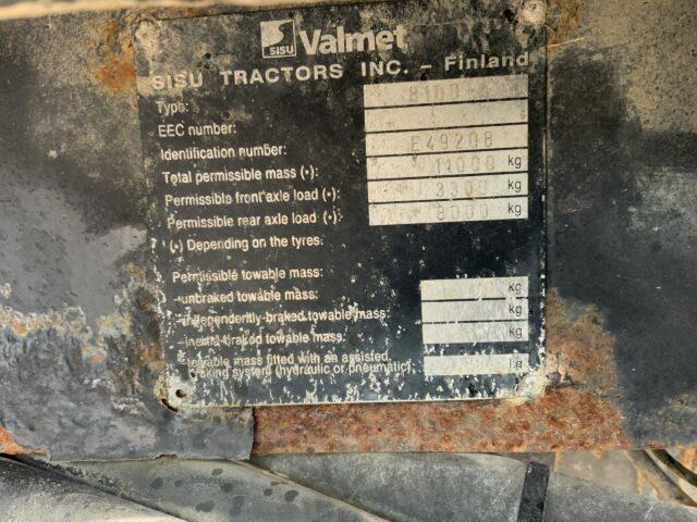 Valmet 8100 Twin Track Reverse Drive Tractor