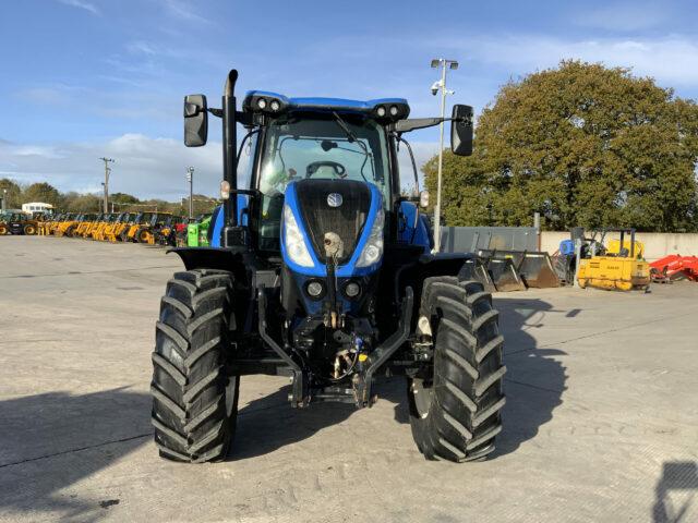 New Holland T7.210 Tractor (ST18221)