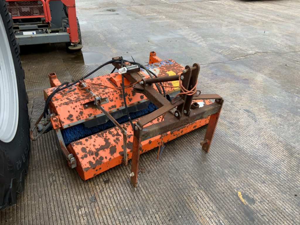 Tuchel 5ft 3 Point Linkage Road Sweeper