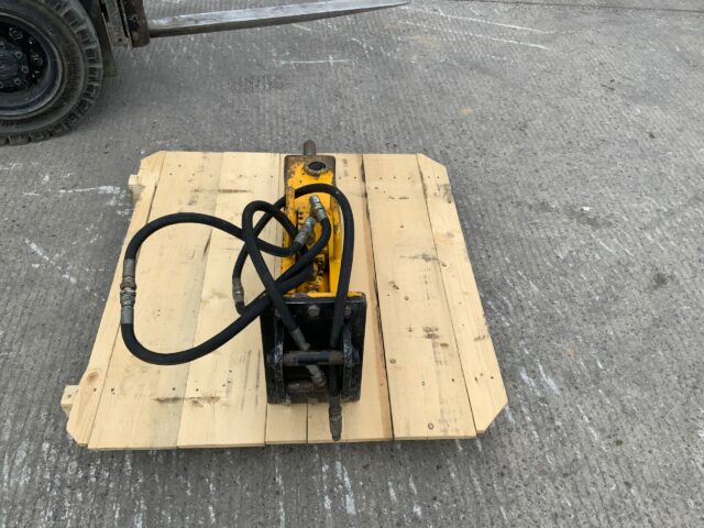 Arrow Head Breaker