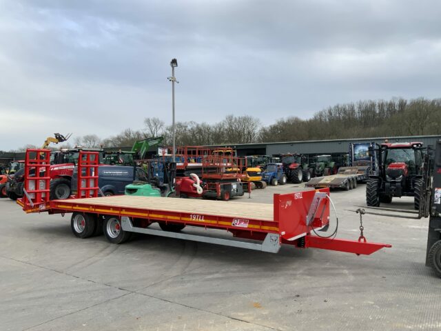 JPM Red 27ft Tandem Loader Trailer