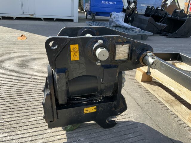 Geith Hydraulic Tilting Quick Hitch (ST22960)