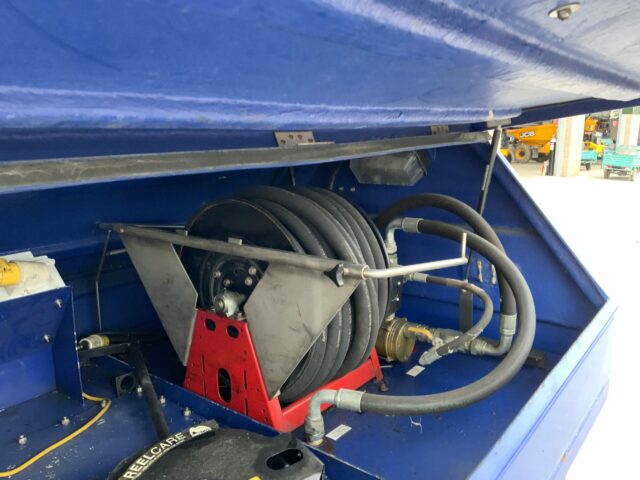 Averon Engineering Oil Transfer Bowser (ST22003)