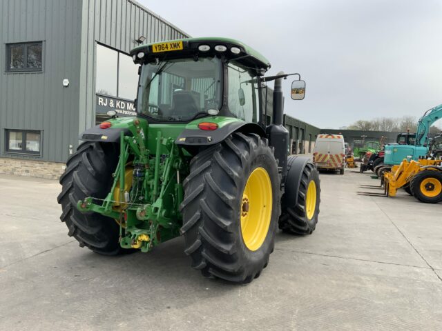 John Deere 8270R Tractor (ST21773)
