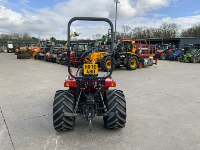Massey Ferguson 1532 Compact Tractor (ST22752)