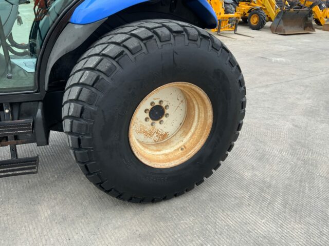 New Holland TD5030 Tractor (ST22199)