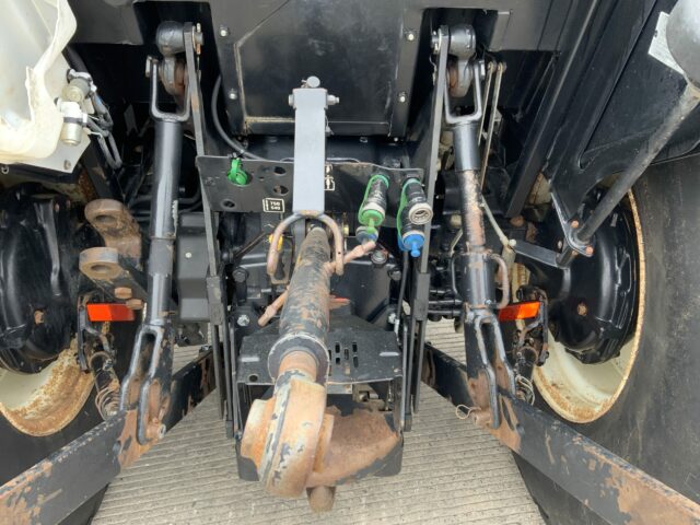 New Holland TD5030 Tractor (ST22199)