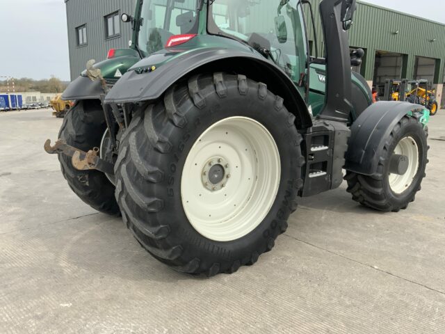 Valtra T214 Versu Unlimited Tractor (ST22268)