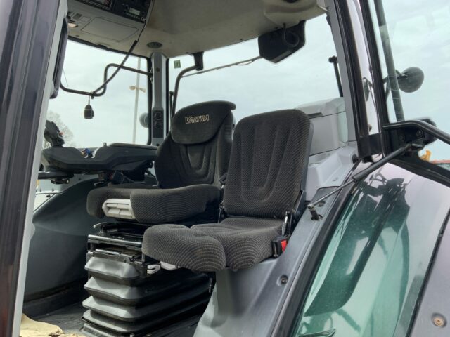 Valtra T214 Versu Unlimited Tractor (ST22268)