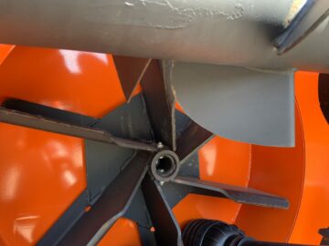 AKPIL Stratus Snow Blower