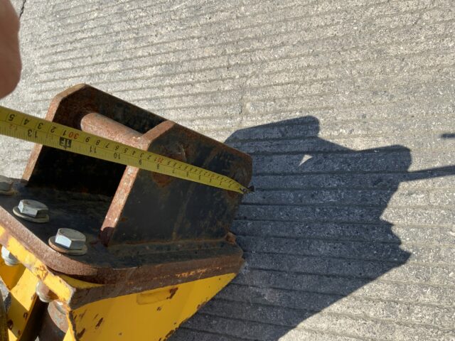 Arrow Head Breaker