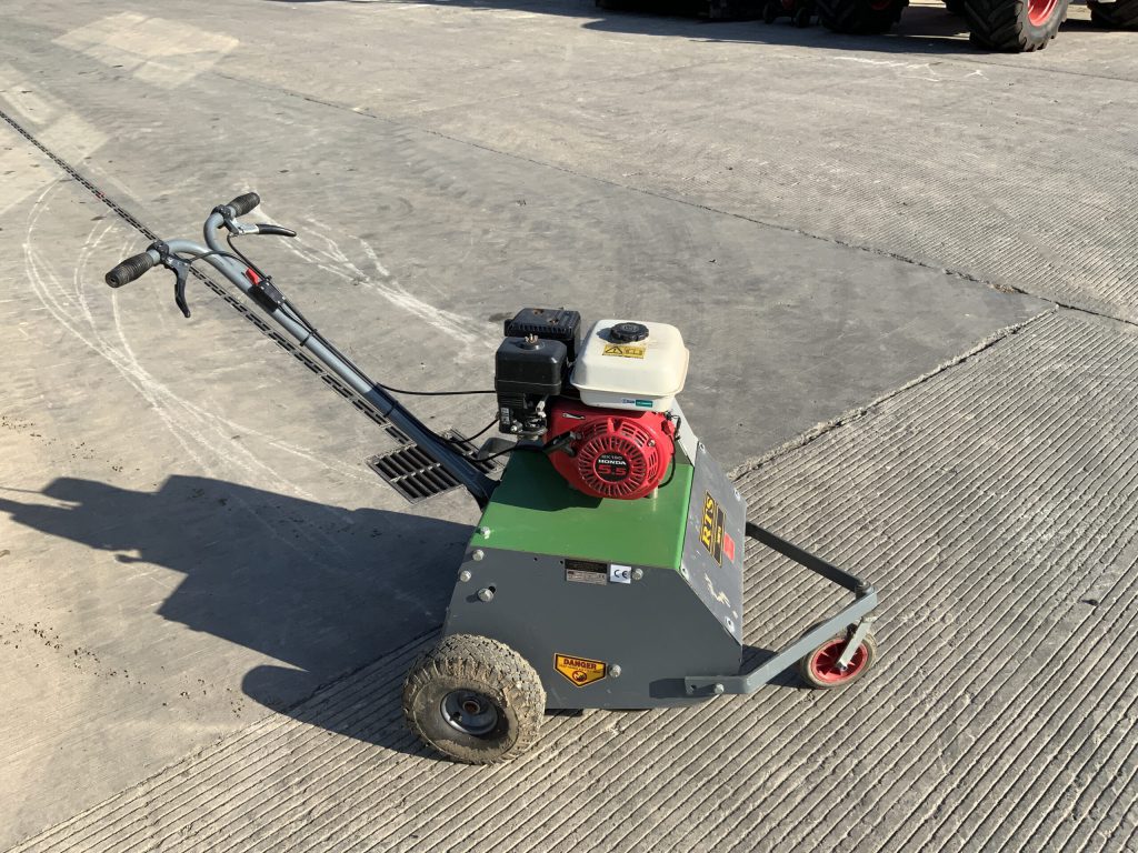 Risboro Turf Products MW18 Pedestrian Spiker