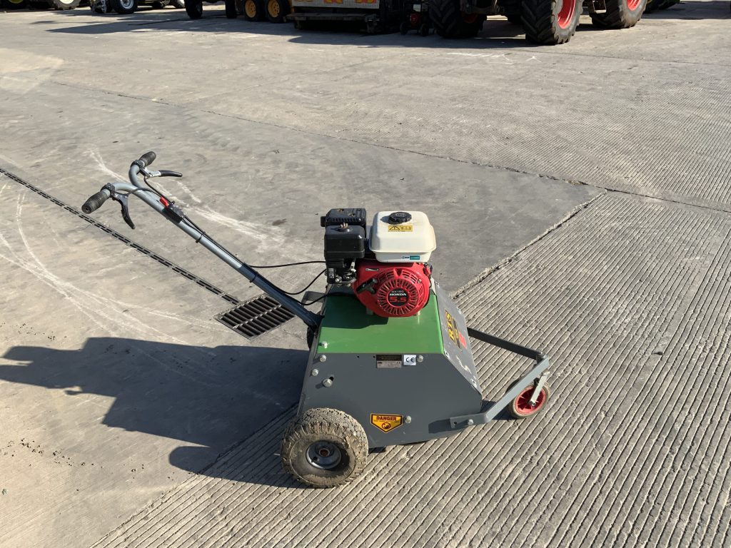 Risboro Turf Products MW18 Pedestrian Spiker