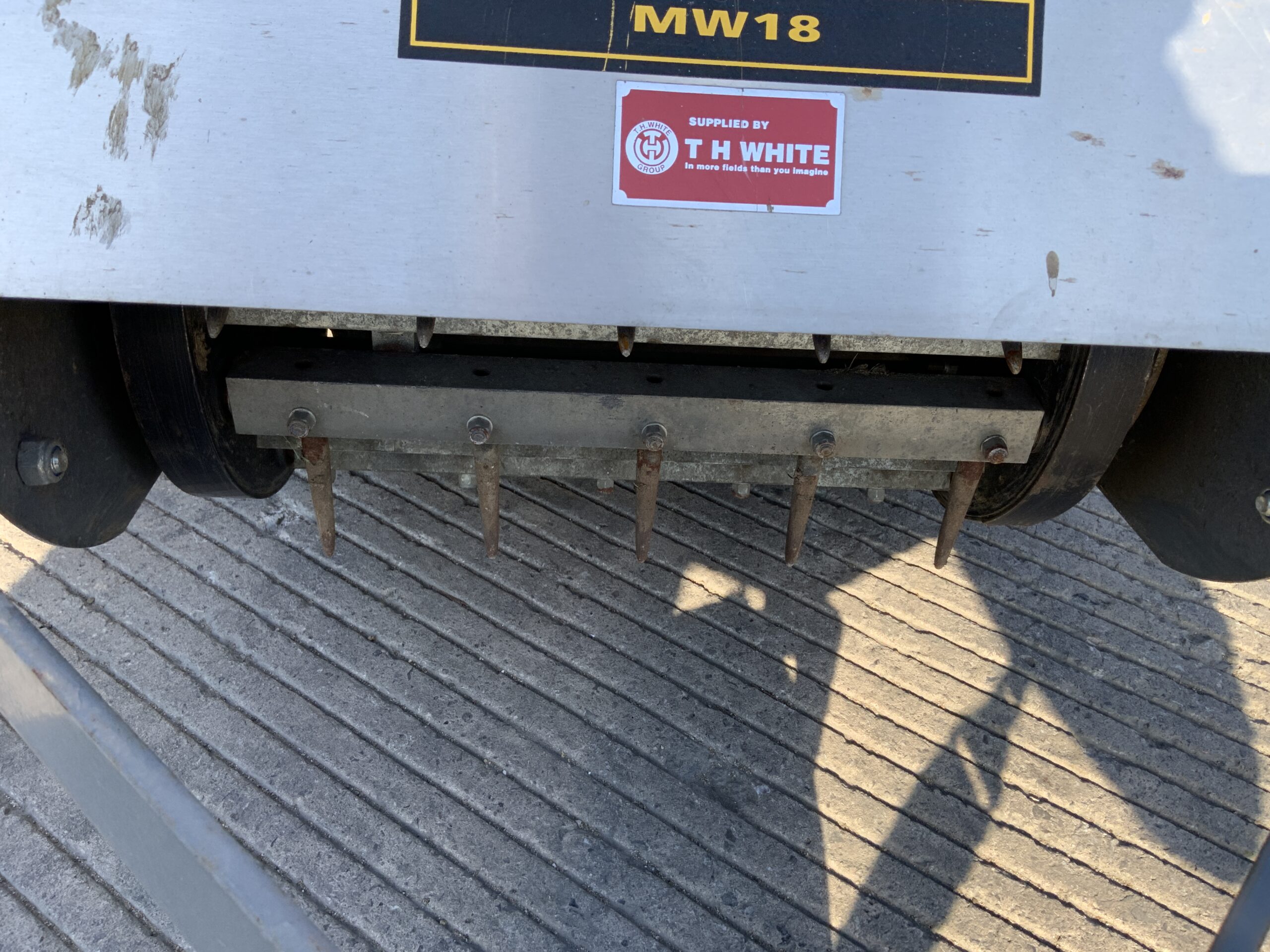 Risboro Turf Products MW18 Pedestrian Spiker