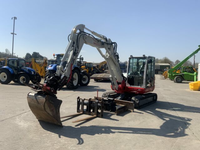 Takeuchi TB370 Complete With Rototilt Rotator (ST22841)