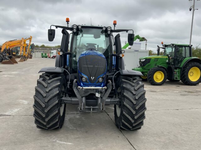 Valtra N174 Active Tractor (ST23159)