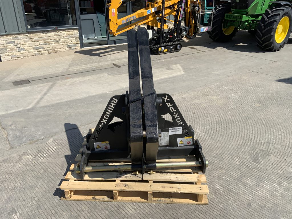 Rhinox PLX-8T1200FLT-1.25T Pallet Forks