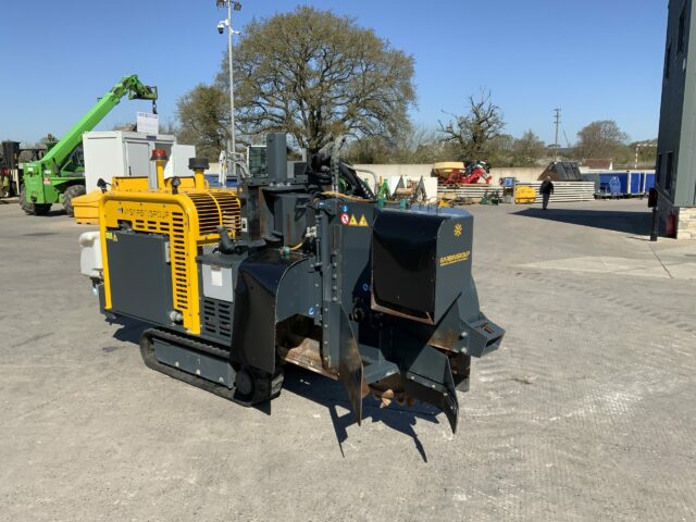 Garbin Fiber Remote Control Wheel Excavator 450E (ST22898)