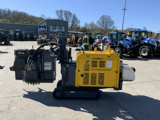 Garbin Fiber Remote Control Wheel Excavator 450E (ST22898)