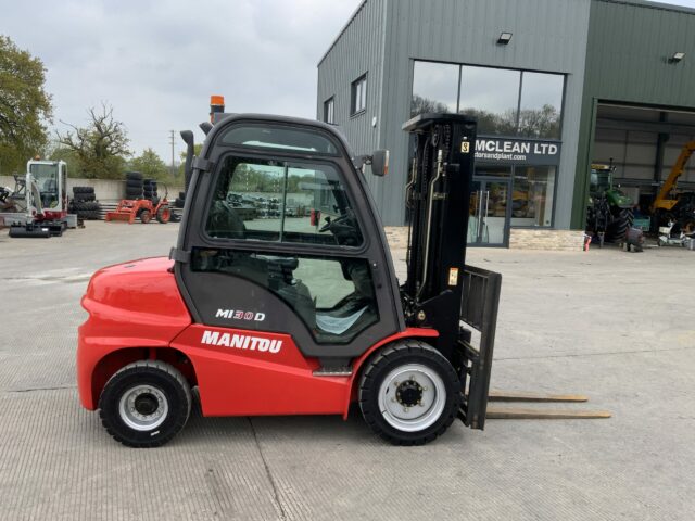 Manitou MI30D Fork Lift (ST23055)