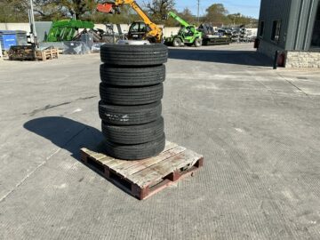 Unused Set Of 6 Saulen 215/75R17.5 Wheels And Tyres