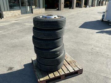Unused Set Of 6 Saulen 215/75R17.5 Wheels And Tyres