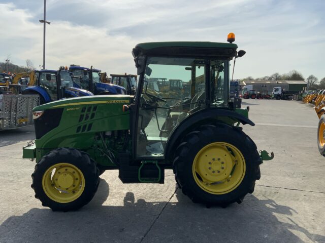 John Deere 5090GF Narrow Tractor (ST22963)
