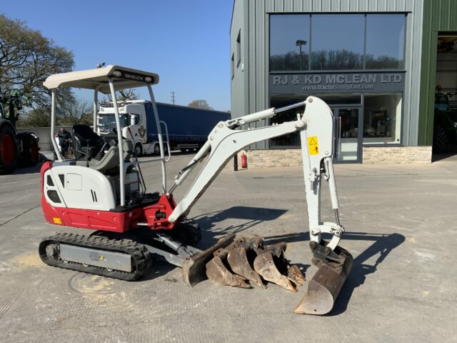 Takeuchi TB216 Digger (ST23053)