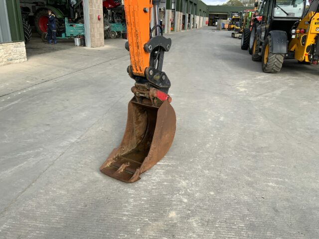 Doosan DX57 Wheeled Excavator (ST23100)