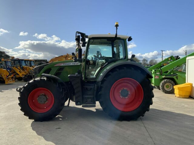 Fendt 718 Power Plus Tractor (ST21479)