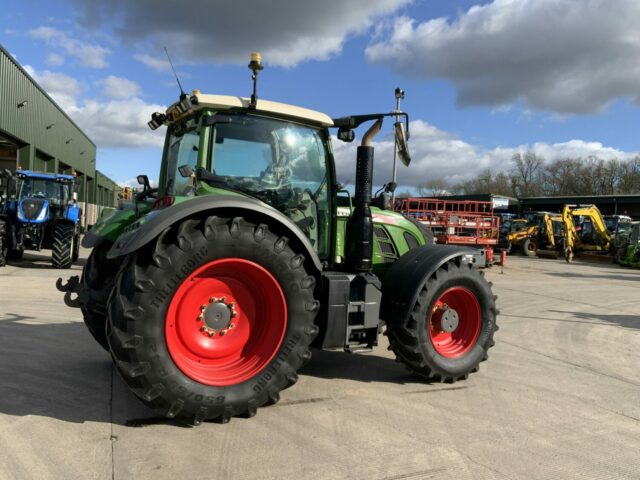 Fendt 718 Power Plus Tractor (ST21479)