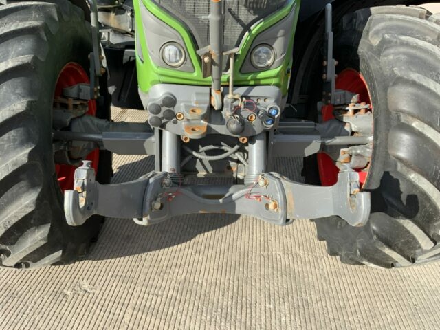 Fendt 718 Power Plus Tractor (ST21479)