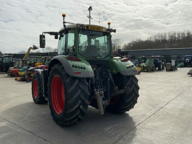 Fendt 724 Profi Plus Tractor (ST22528)