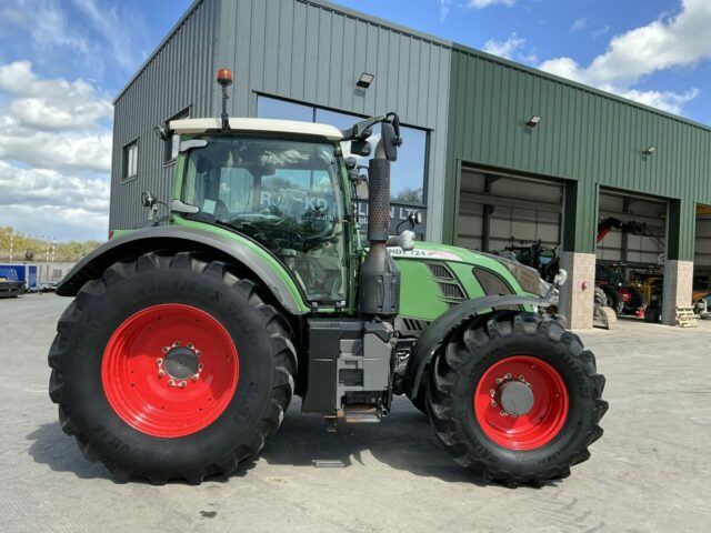 Fendt 724 Profi Plus Tractor (ST23092)