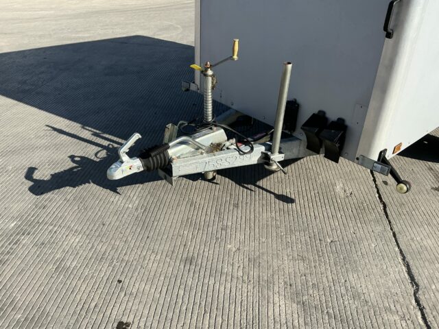 Indespension Single Axle Box Trailer