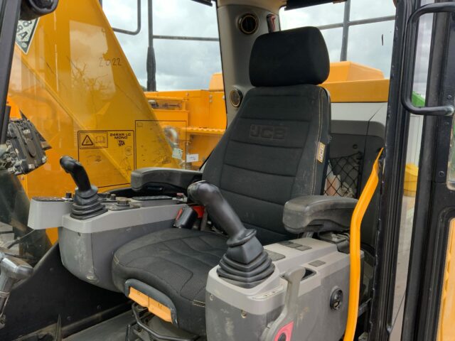 JCB 245XRL Digger (ST22805)