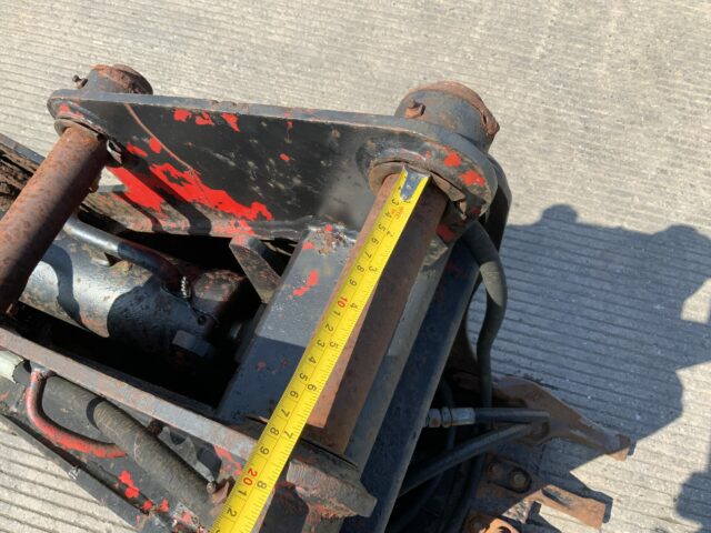 JCB 4 In 1 Bucket