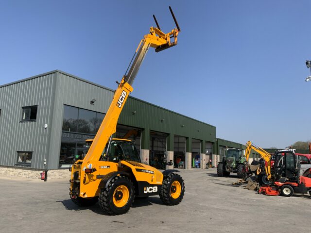 JCB 532-70 Agri Super Telehandler (ST22737)
