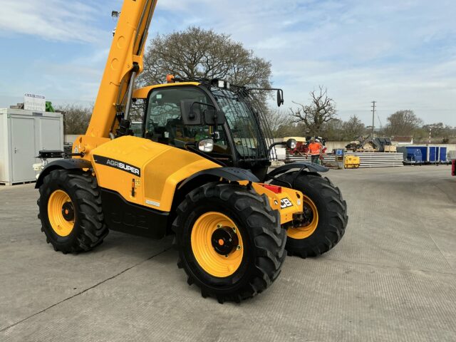JCB 532-70 Agri Super Telehandler (ST22977)
