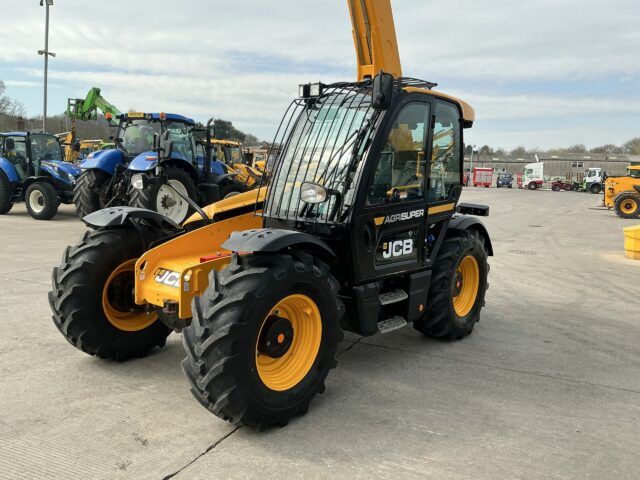 JCB 532-70 Agri Super Telehandler (ST22977)