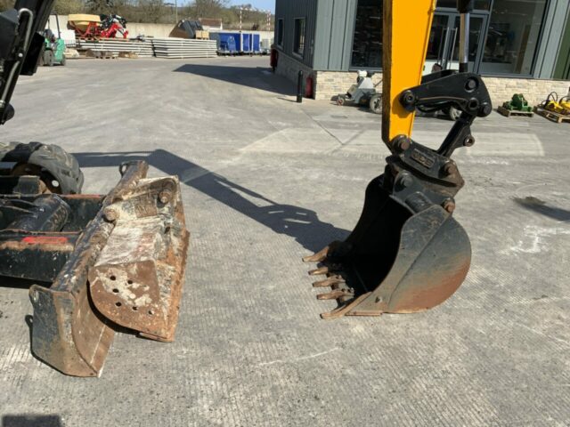 JCB 85Z-2 Digger (ST22920)
