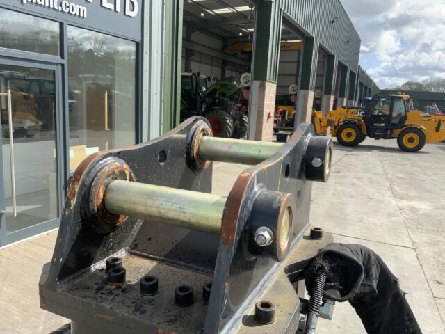 JCB SG530 Selector Grab (ST21049)