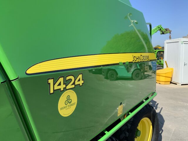 John Deere 1424H Baler (ST23218)