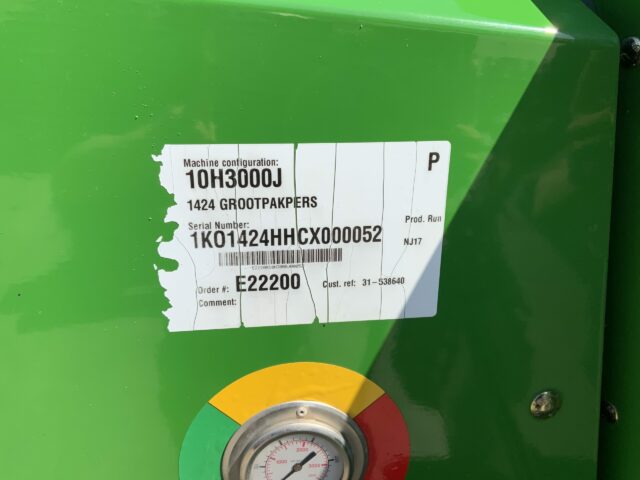John Deere 1424H Baler (ST23218)