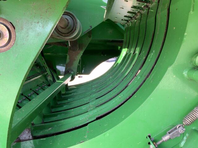John Deere 1424H Baler (ST23218)