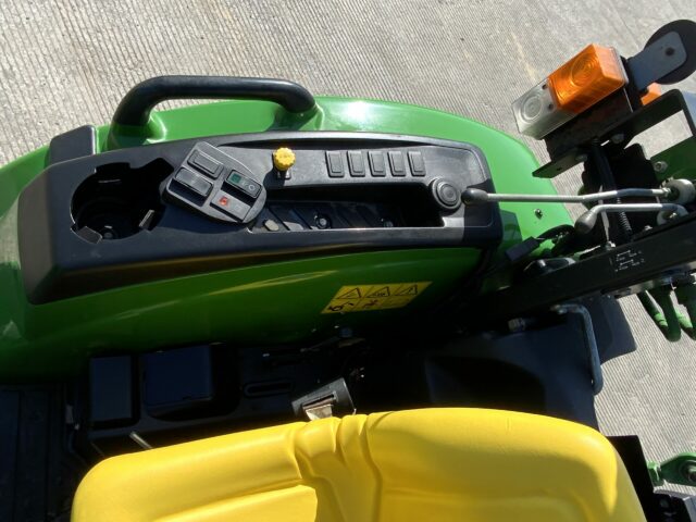 John Deere 4049M Compact Tractor (ST23071)