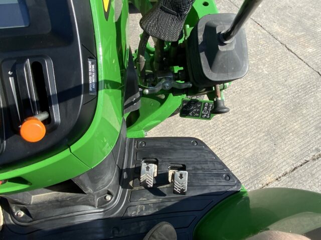 John Deere 4049M Compact Tractor (ST23071)