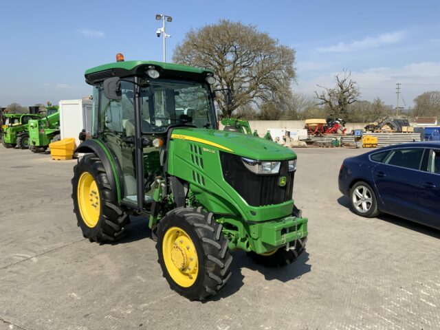 John Deere 5090GF Narrow Tractor (ST22965)